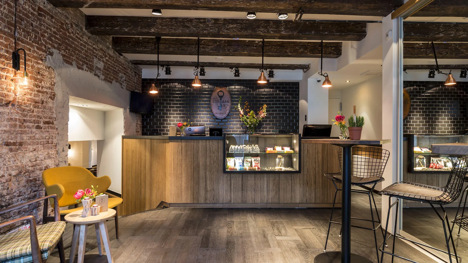 15 Centrale Hotels in Amsterdam voor een Slimme Stedentrip