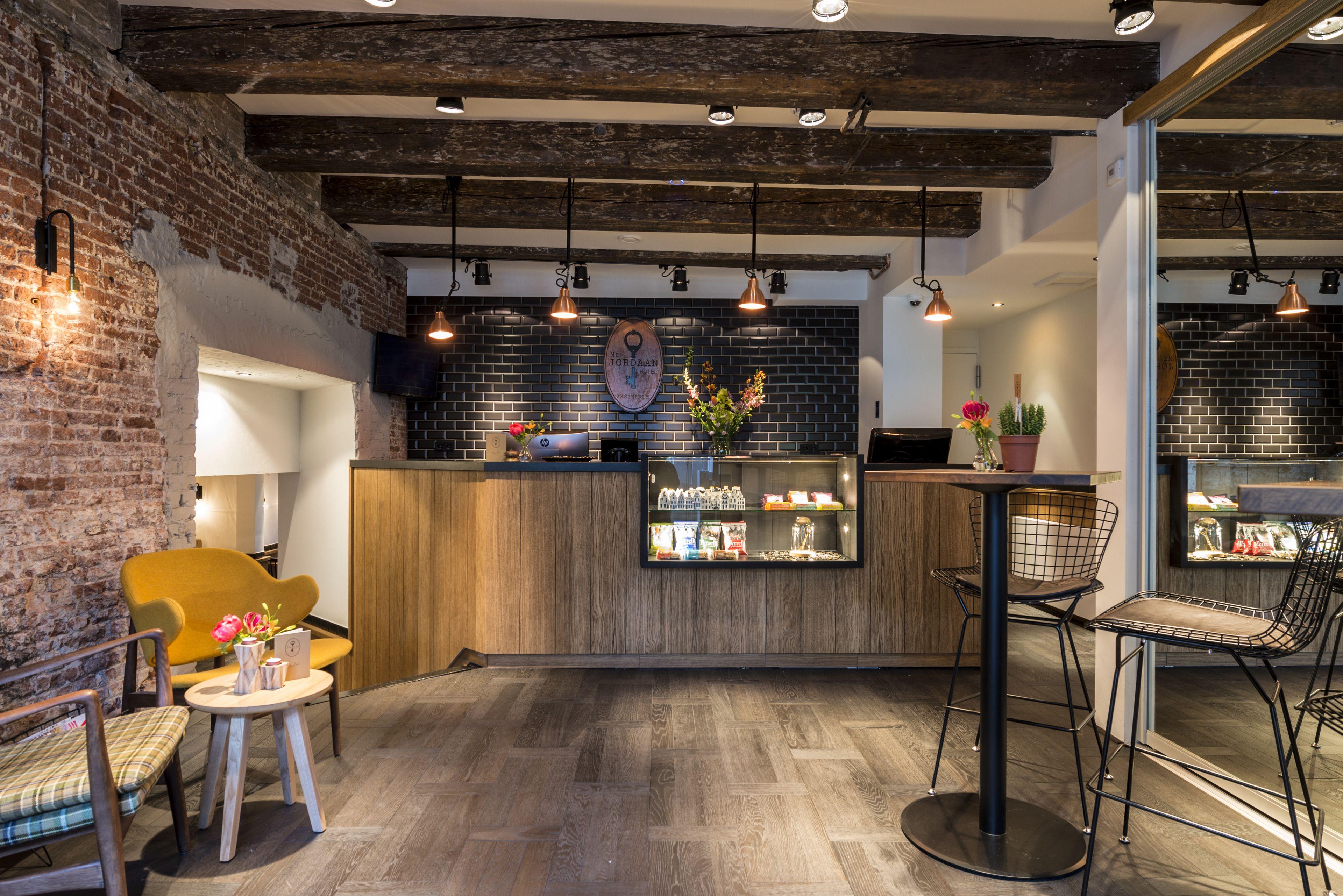 15 Centrale Hotels in Amsterdam voor een Slimme Stedentrip